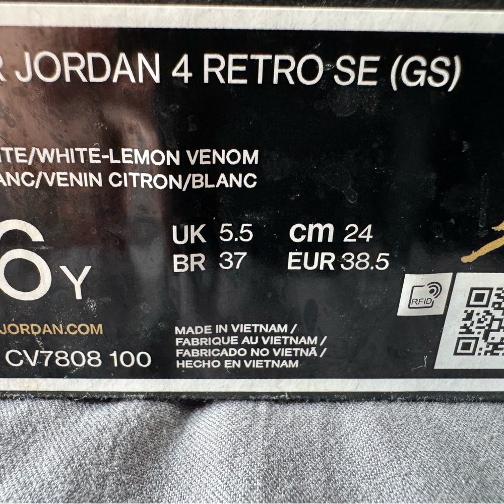 Nike Air Jordan 4 Retro SE GS - White and Lemon Venom